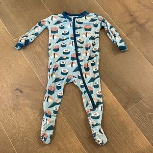 Kickee Pants footie - sushi print